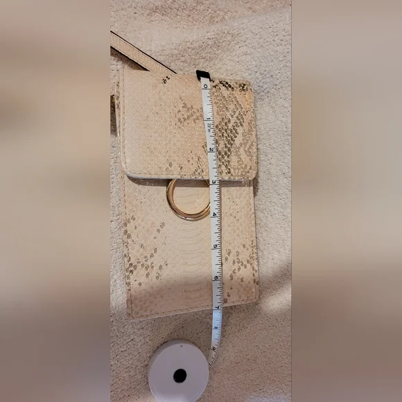 Cute crossbody - Picture 8 of 9